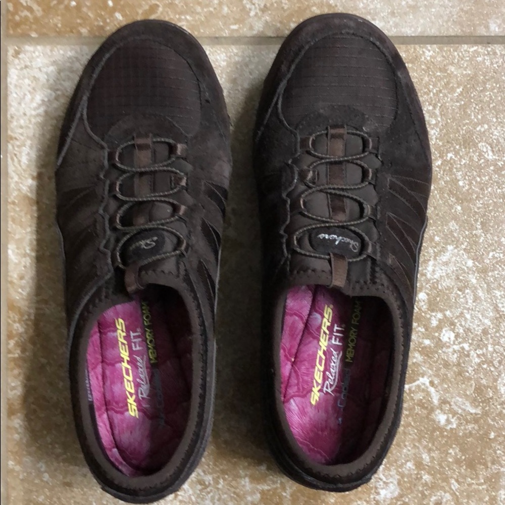 Skechers sneakers